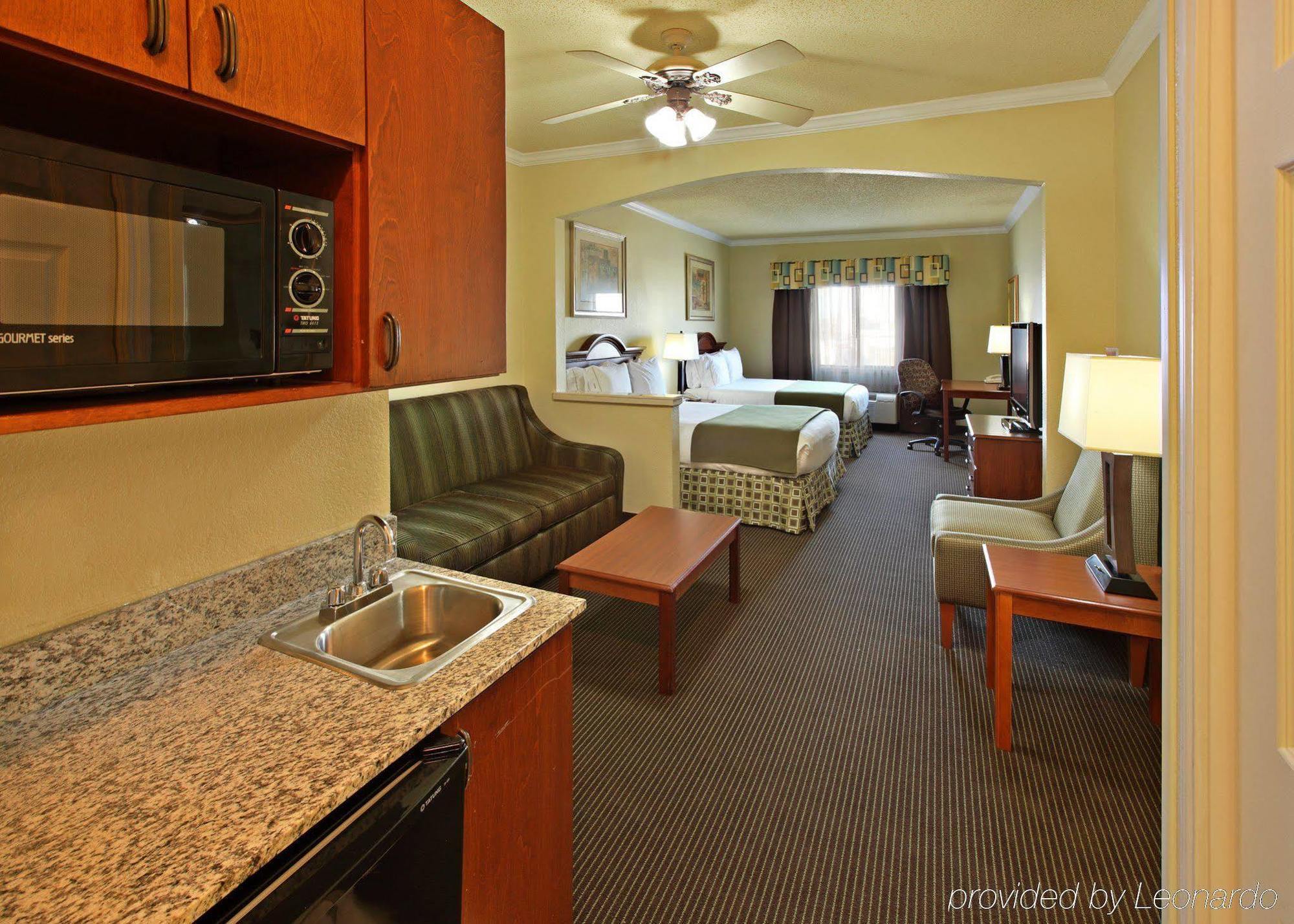Holiday Inn Express Hotel & Suites Greenville By Ihg Kültér fotó