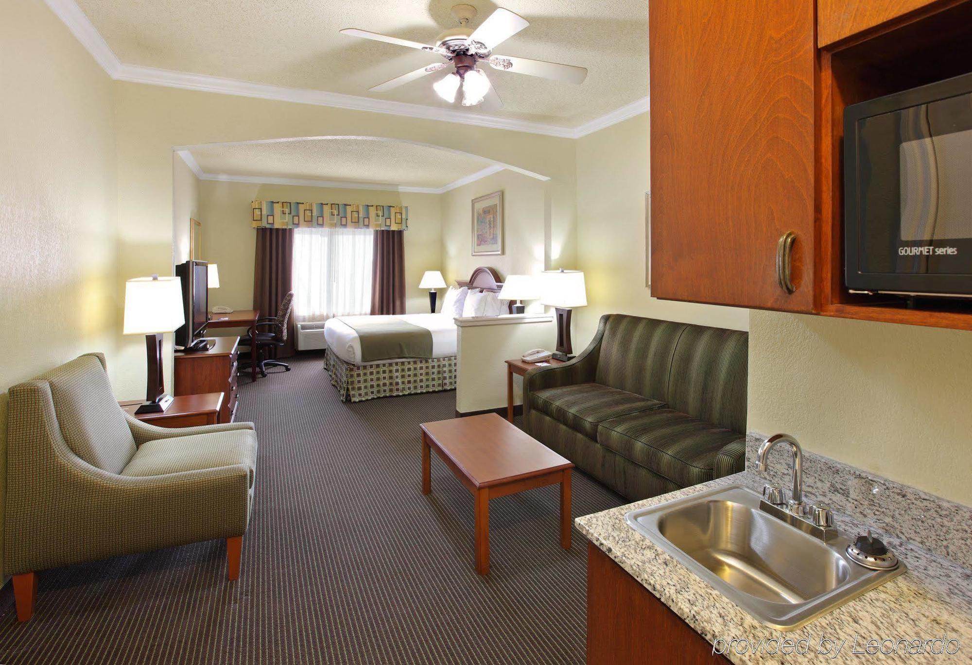 Holiday Inn Express Hotel & Suites Greenville By Ihg Kültér fotó
