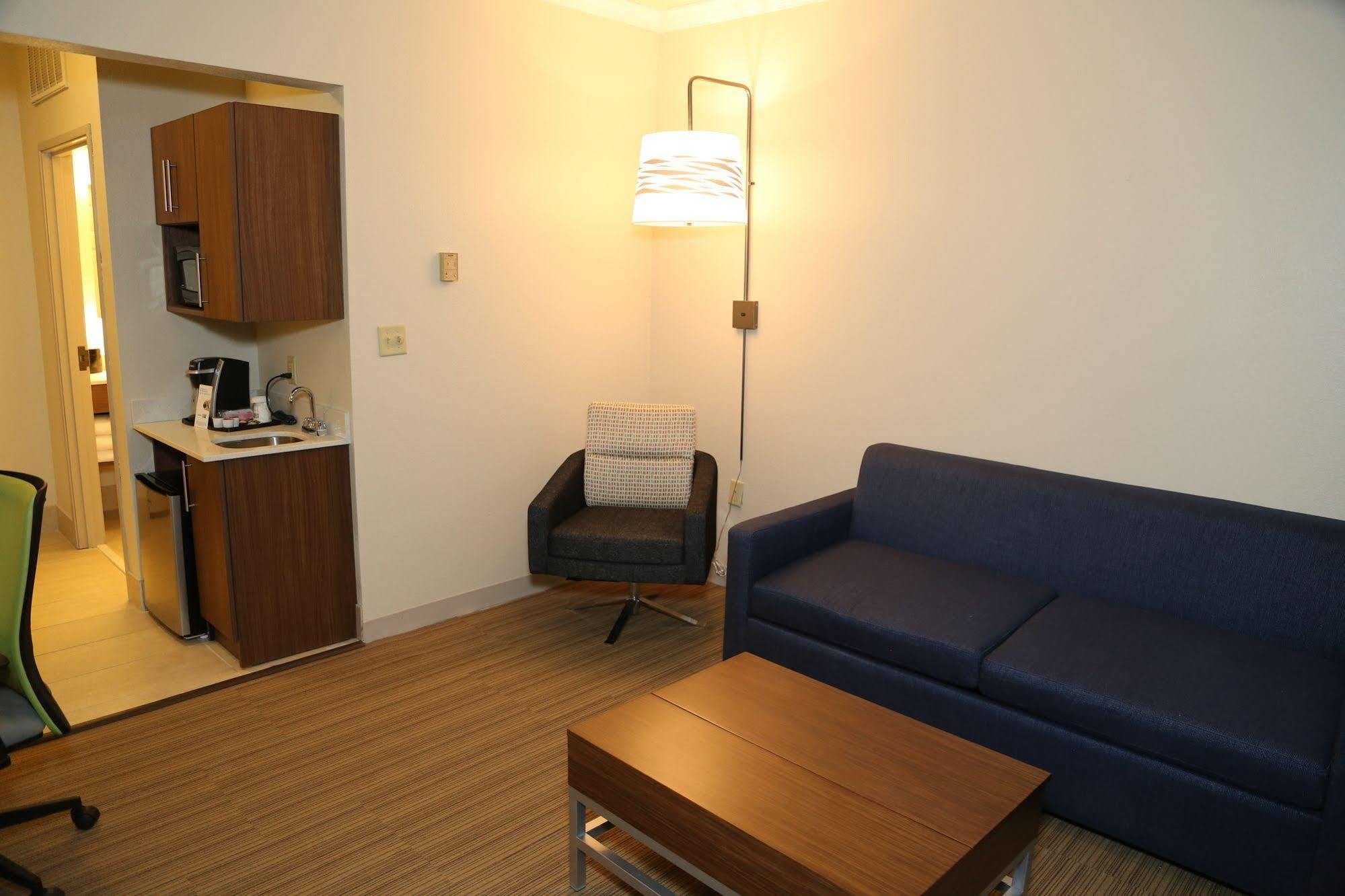 Holiday Inn Express Hotel & Suites Greenville By Ihg Kültér fotó